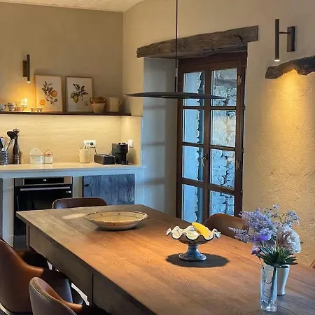 Three-storey Retreat In Piedmont Wine Country