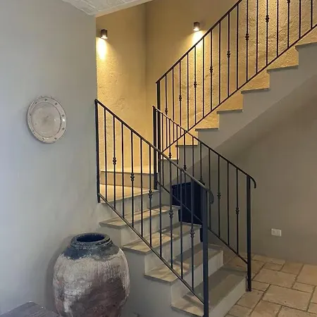 Appartement Three-storey Retreat In Piedmont Wine Country *