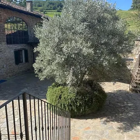 Appartement Three-storey Retreat In Piedmont Wine Country *