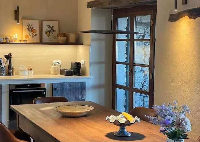 Three-storey Retreat In Piedmont Wine Country